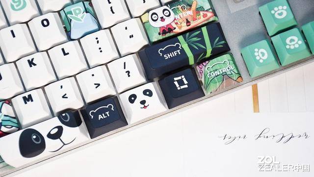 国风配色 扎实体验丨樱桃MX BOARD 8.0机械键盘