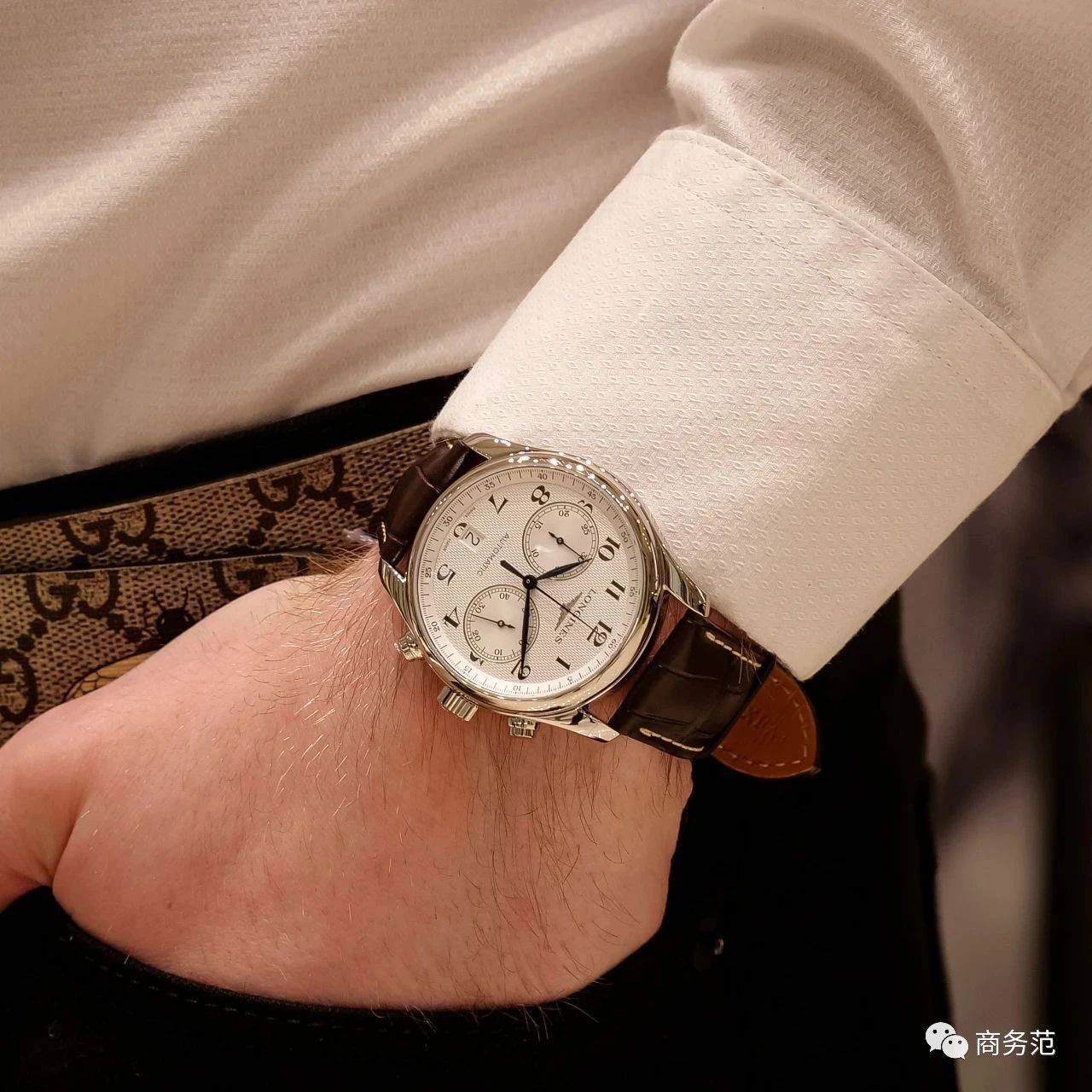 公价|2万预算，职场男买什么表？