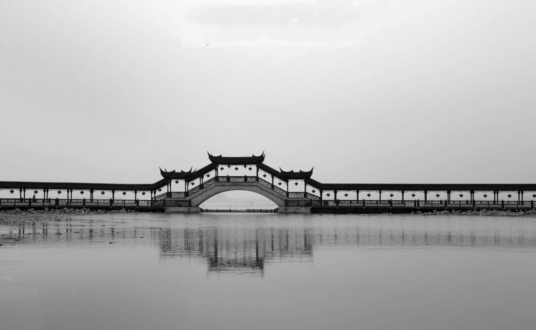 gdp万亿俱乐部唯一没有地铁的城市(2)