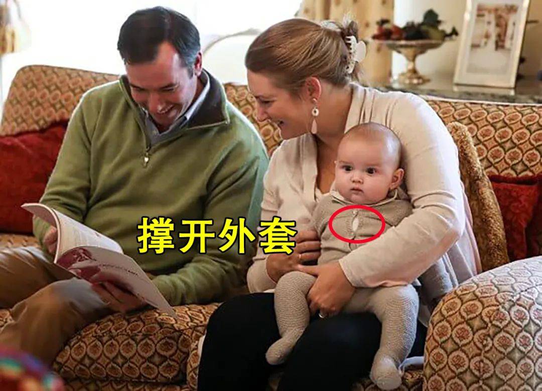 查尔斯|欧洲最有钱小王子长胖了，肉肉小身体撑开外套，摆出无辜脸萌萌哒