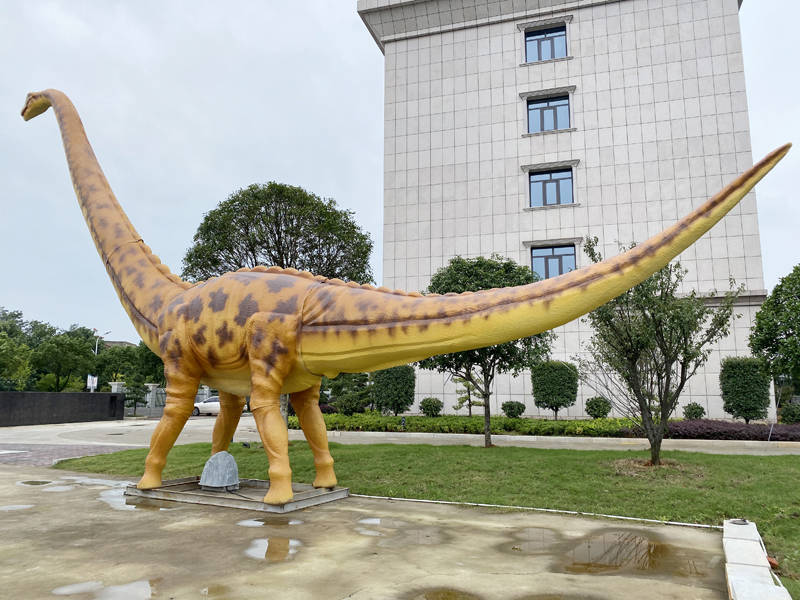 明洋雕塑:湖北首家仿真恐龙厂家,创新工艺备受市场欢迎!