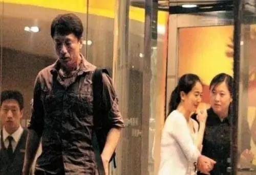曾借影后走红，成名后马上分手，被金星内涵是