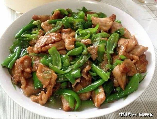 吃青椒胃吐水是怎么回事