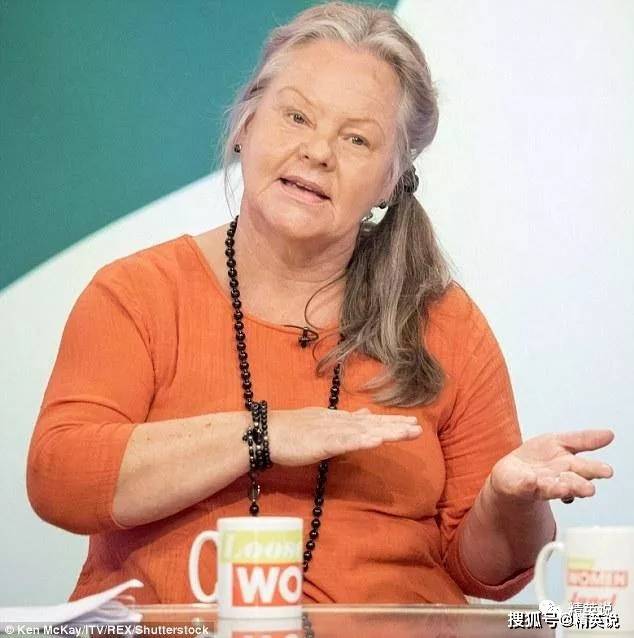 靳东|中国大妈被骗爱背后，有人网恋非洲鲜肉、卖房转账被骗千万，还哭着为他们辩解