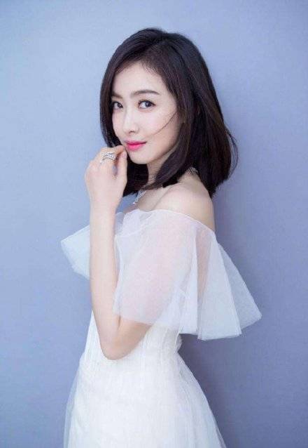2020金鹰奖投票排名_2020年金鹰奖明争暗斗,候选人都大有来头,杨紫目前呼