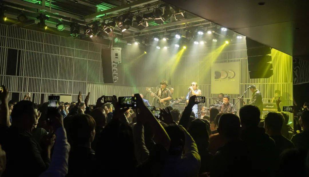 杭盖乐队 北归 保利剧院 杭盖与铜管|杭盖《北归》巡演下半程巡演呼和浩特站圆满落幕，精彩继续启程