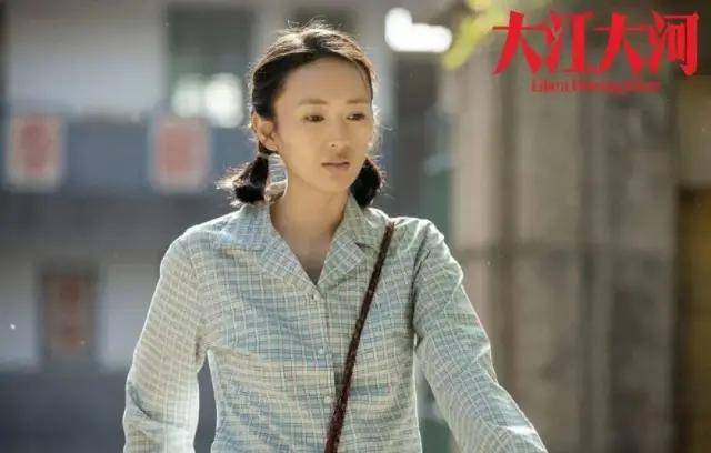 童瑶爆冷获金鹰奖最佳女主!曾被张默毒打丑闻缠