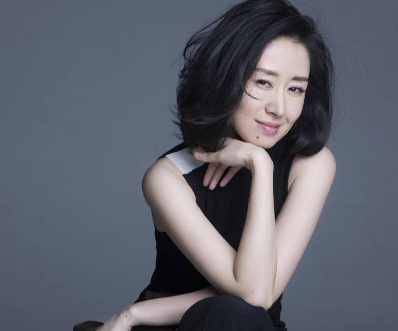 30岁前是主角40岁后是配角为啥刘敏涛被中年女演员们羡慕