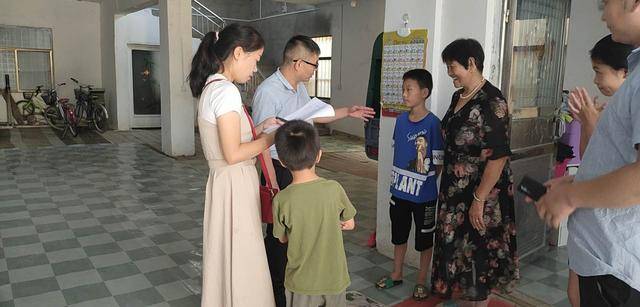 消息资讯|王店镇宁小小学开展教育精准扶贫 召开教育扶贫主题班会