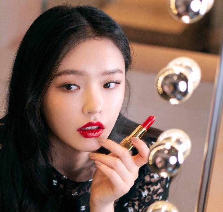 Chanel|明星批发代言活久见!Chanel和Dior官宣最强阵容,顶流全在