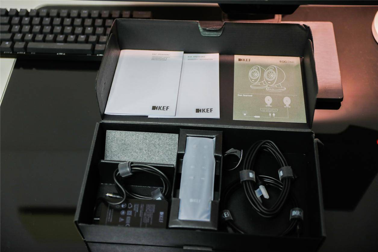 音箱|造型奇特颜色靓，KEF EGG Duo这款音箱为何这么贵？