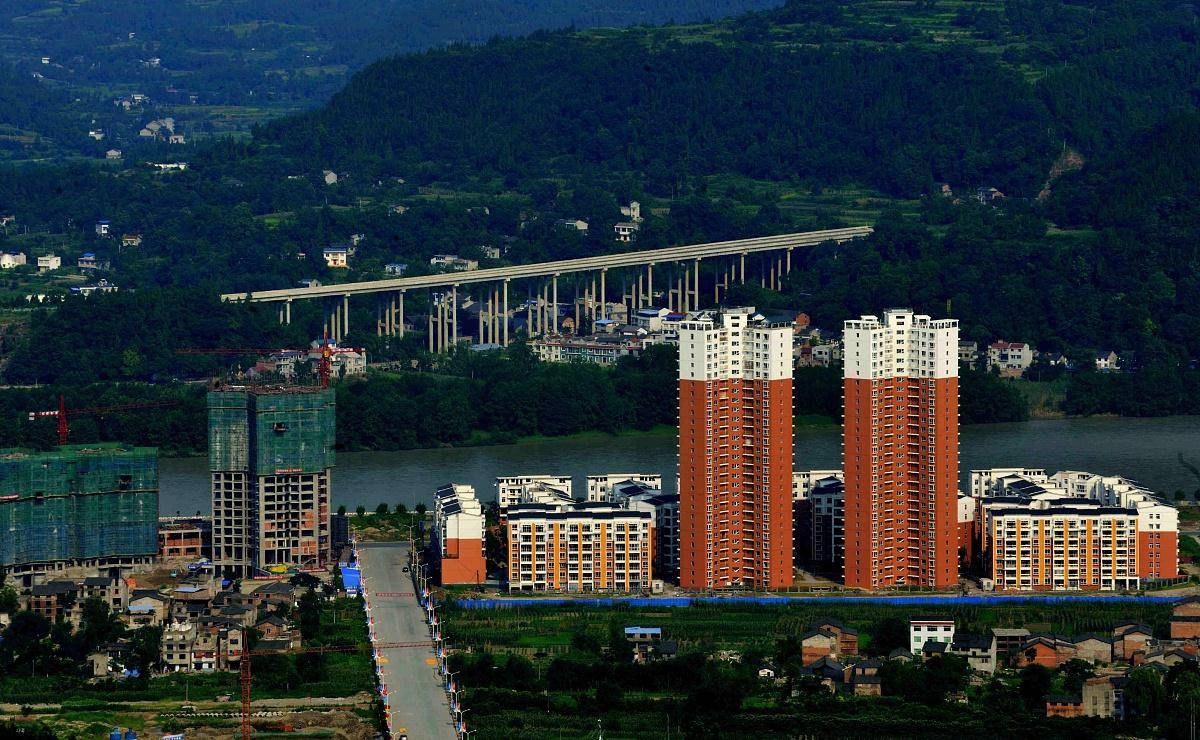 射洪县经济总量_射洪县火车站建设图(3)