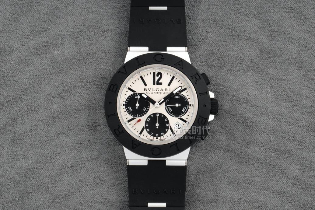 系列|2020“熊猫盘”腕表盘点