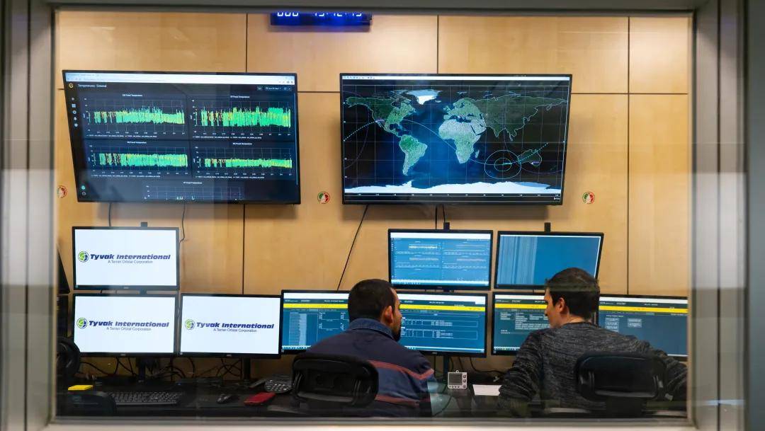 人造卫星|搭载英特尔技术的首颗AI人造卫星已被送入太空轨道