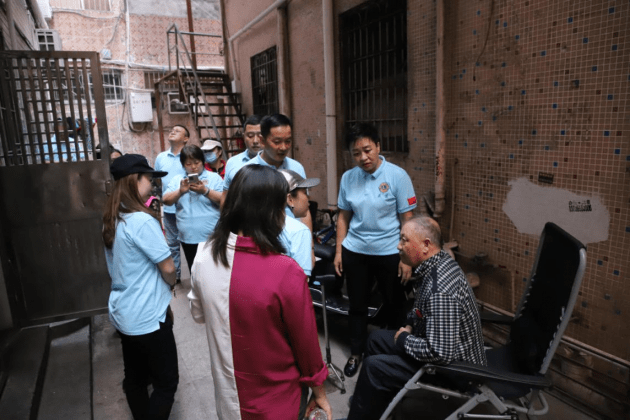 深圳狮子会|深圳狮子会正道服务队赴宝安九围社区慰问