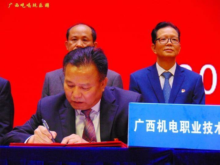 见闻记录|中国达人秀总冠军卓君被母校以高层次人才引进，聘任为创业导师