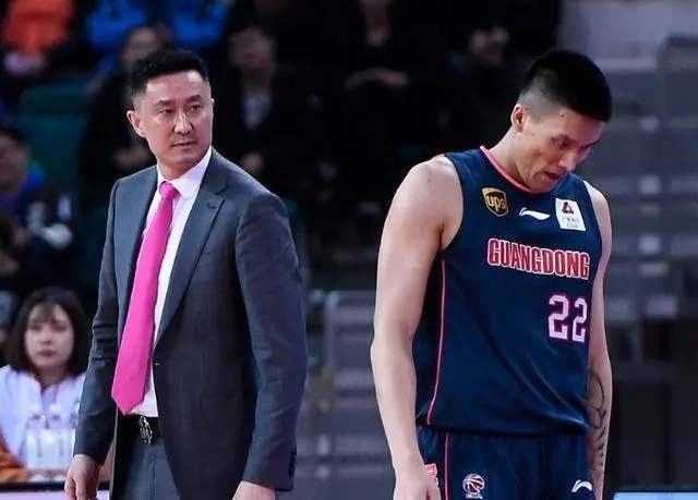 cba今日焦点战杜峰李春江师徒对决广东内线成为孙铭徽提款机