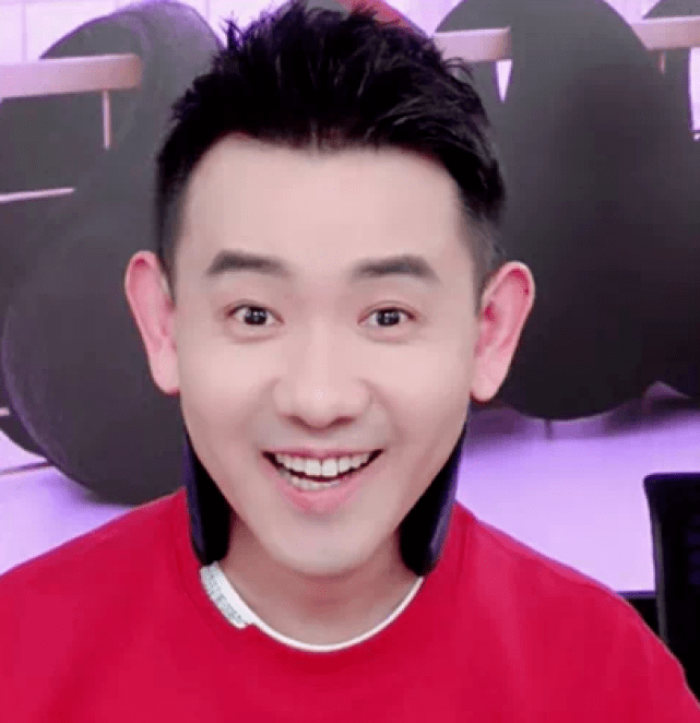 李好|曾是湖南卫视一哥的他,出走江苏卫视却不受重视,如今靠卖货赚钱