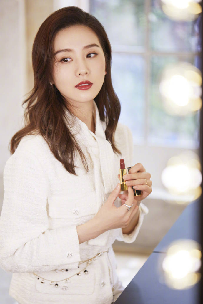 斜纹|刘诗诗 品牌大使造型图