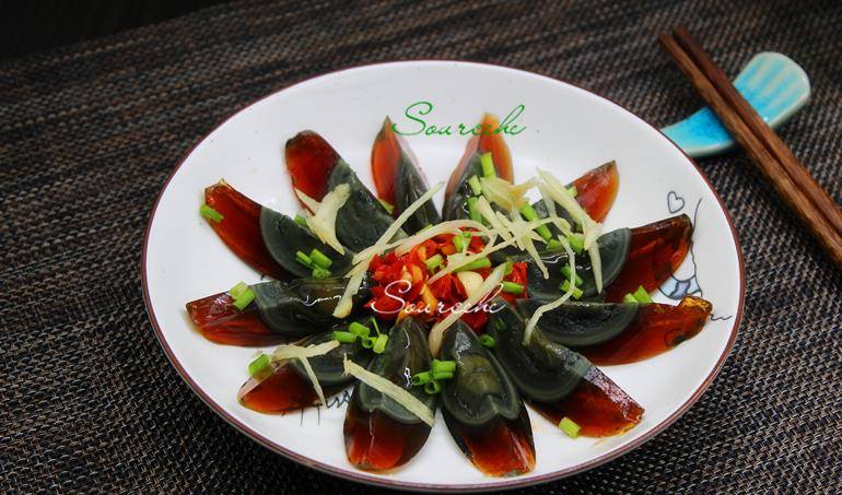 春节家宴少不了凉菜,这8道素菜凉拌,最受欢迎,一上桌就抢光!
