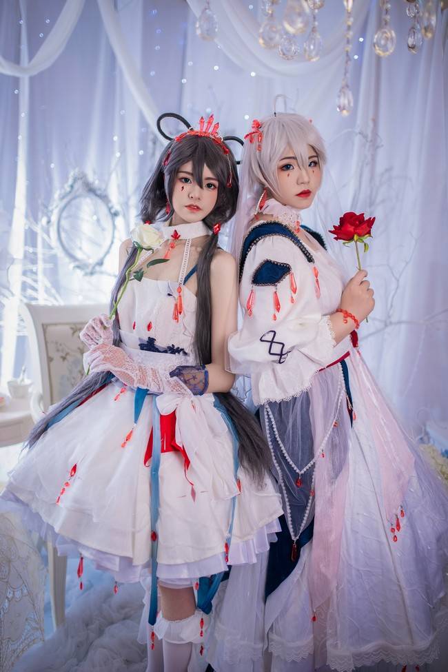 cos:红雨冠,洛天依和言和