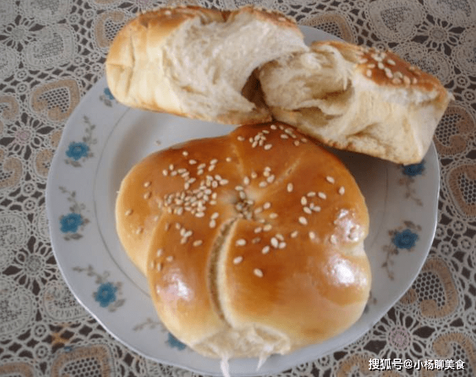 蒸面包要加水吗 67702a56e5ba4a07829257eb8f4a9e10.png