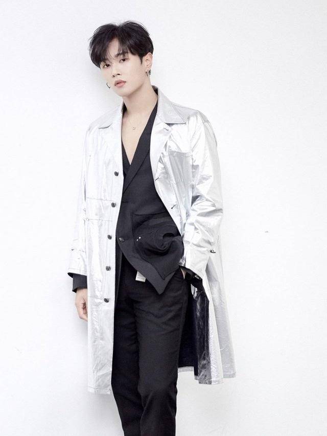 人缘|原创被拍到恋情就分手，在节目中发言引争议，他的路人缘无法挽回