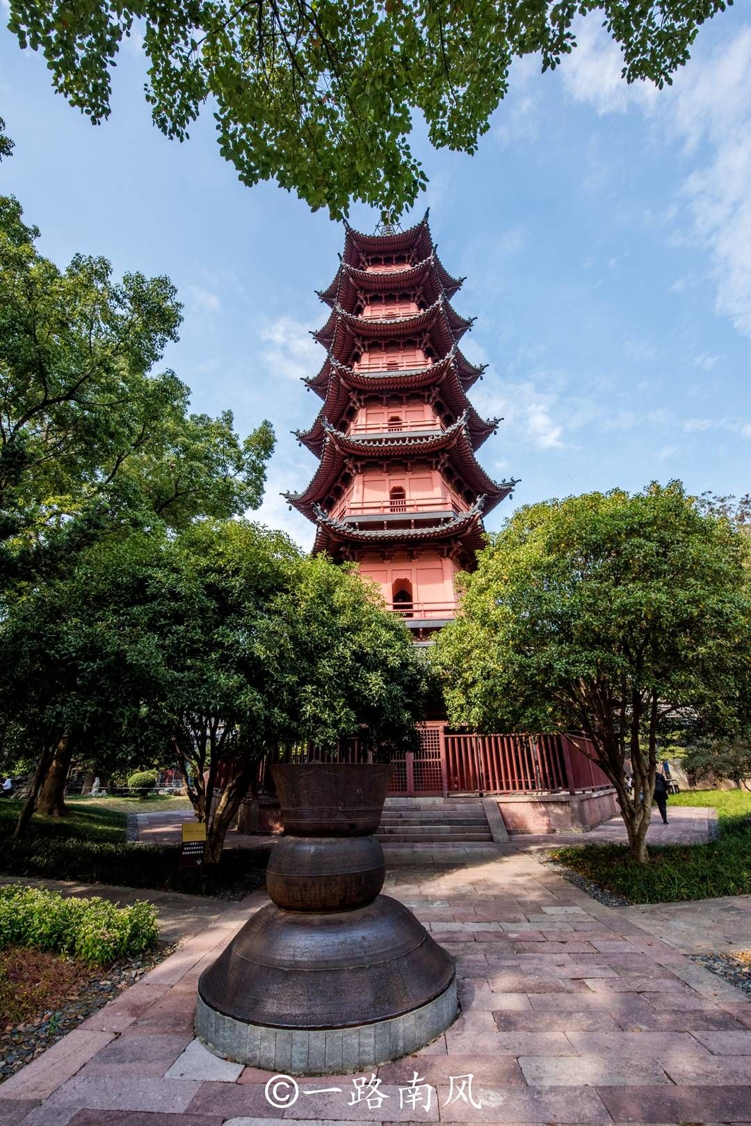 佛塔|宁波“最孤独”佛塔,外表7层,实际却有14层,名字和武则天有关