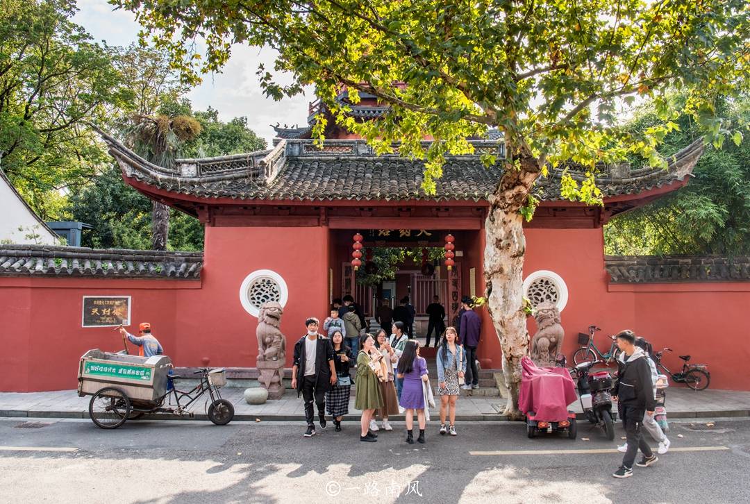 佛塔|宁波“最孤独”佛塔,外表7层,实际却有14层,名字和武则天有关