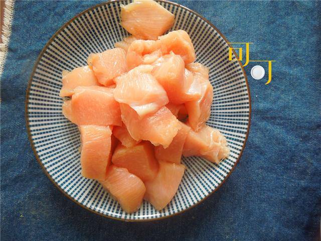 f4dcded63600421d9ecca545a7c867d4.jpeg