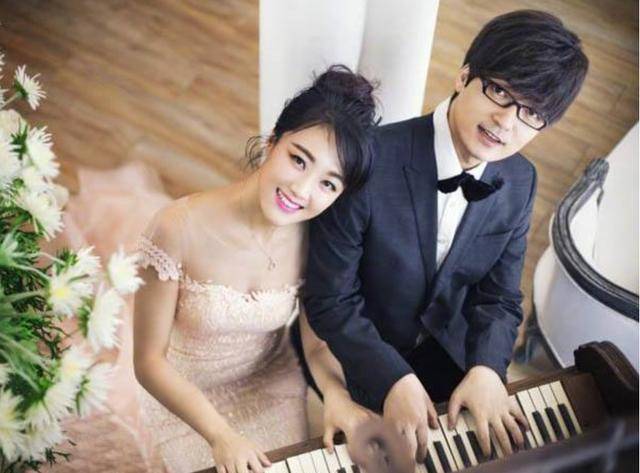 玖月奇迹官宣离婚后,王小玮喜获新身份,40岁王小海何去何从?