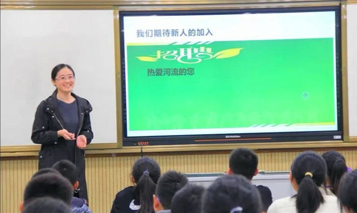 实验|海安城南实验中学举行优秀班会课评比活动