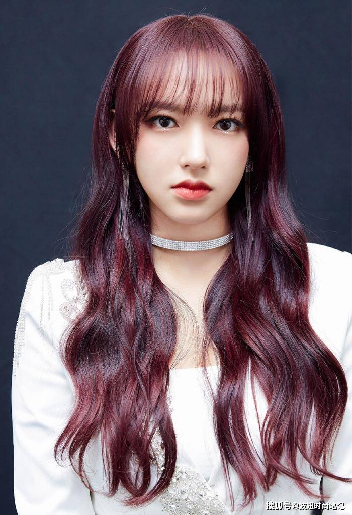 翡翠|真正有气质的女人，很少戴翡翠，更爱这4款配饰，高级又显“贵”