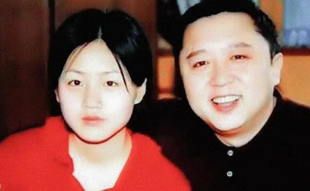 于谦携小10岁娇妻秀恩爱被指像父女!苦日子曾靠
