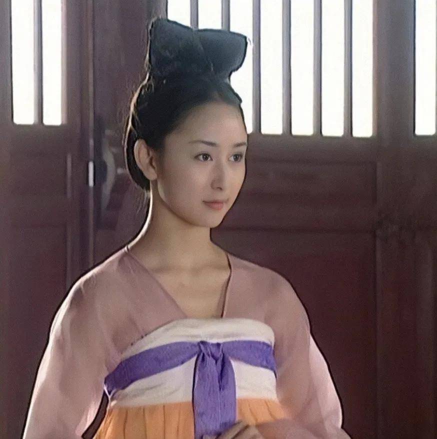 阿娇|阿娇前夫赖弘国不仅仍住在两人婚房中,还闹起了艳照门余震...