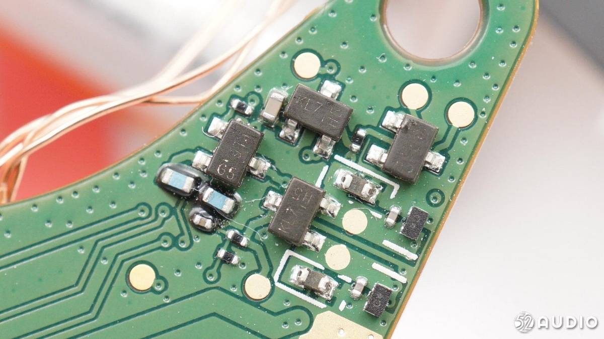 测评盘点|拆解报告：Bose QuietComfort Earbuds 真无线降噪耳机