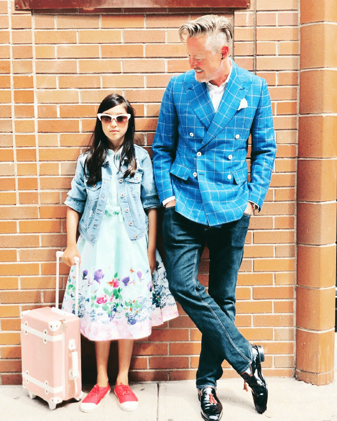 变圆|?《爸爸去哪儿》夏天近照大变样，脸型变圆下巴不精致，眼睛无神