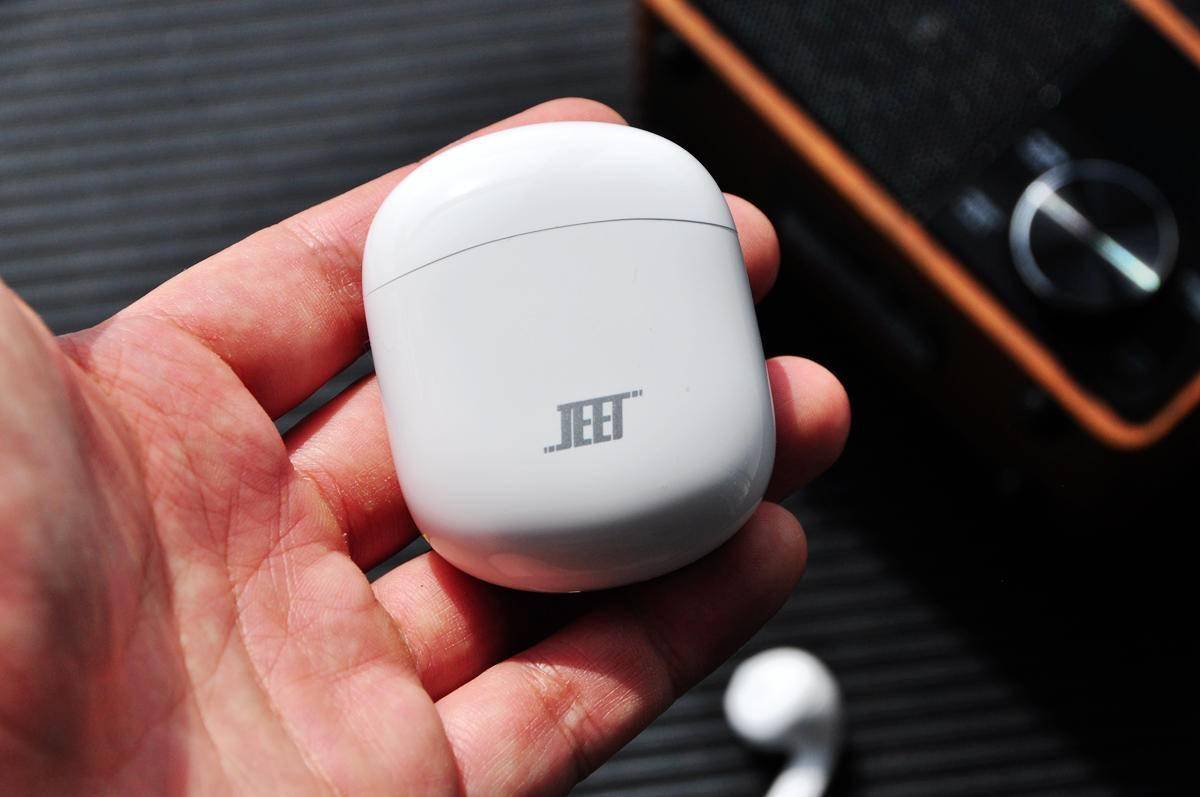 JEET ONE，值得双十一购入的半入耳式真无线耳机