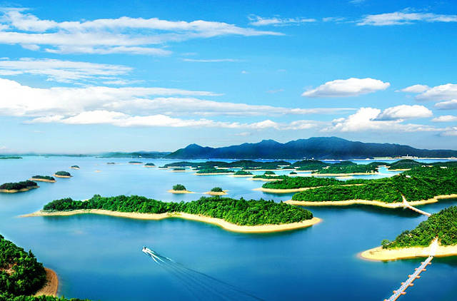 2025江西省城市足球联赛-赛程/比分/球队阵容全掌握-本地足球热血来袭！庐山西海国际网球中心—天骄体育又一匠心之作