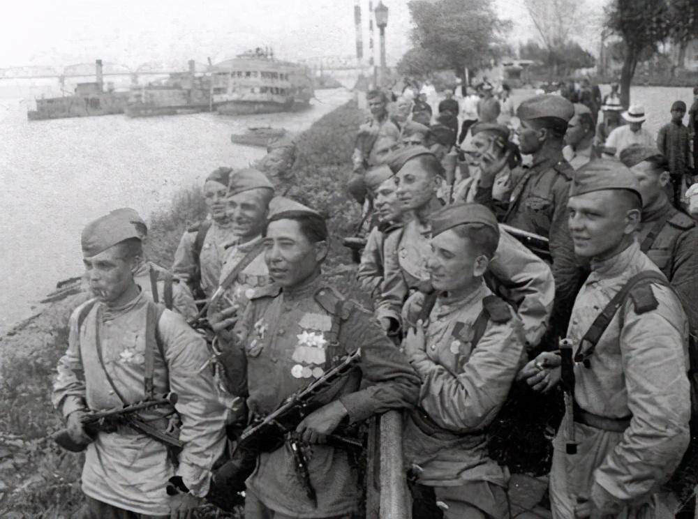 划分朝鲜与韩国的"三八线",竟然是一个美军上校,匆忙画出来的?