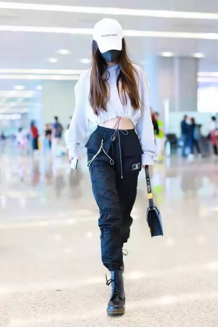 b1baefaec7b9497a87755d051b7ed683.jpeg