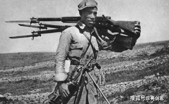 汉阳造和三八大盖差距有多大,不只长度差2倍,射程相差