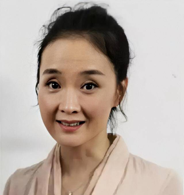 原创王艳柏雪唐宁:当红退圈嫁人,如今一个被遗忘一个消失一个求工作