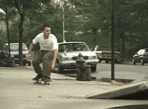 搞笑gif:姑娘,就算你变得再多,也不会有我喜欢的颜色