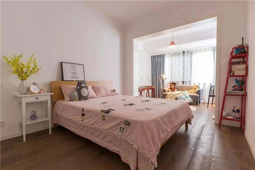 怎样改造自己的小房间 9cdfc4e4bcb045378ac0386285fb3c0e.jpeg