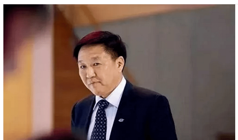 神话|烧光51亿，被李嘉诚看重的“神话”成了“笑话”