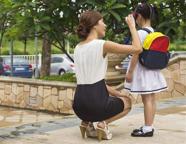 女生穿的小裙子叫啥 e7c4ef522c6444a1ab0d46899a169529.jpeg