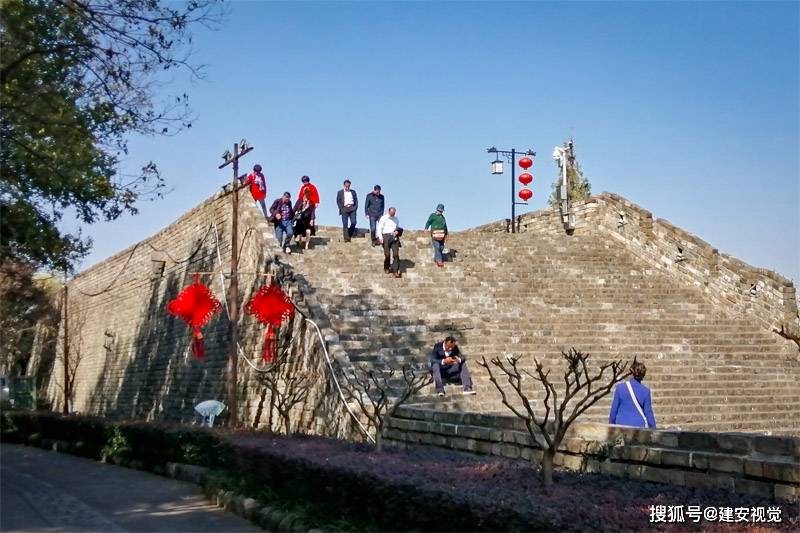 冷门旅游景点,九华山公园免费,金陵四十八景之一,地处闹市,人少景美