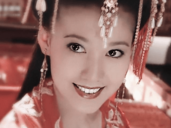 到底怎样才能称得上人中龙凤 720c269fb2a14ede81feb81dfb39d2c8.png