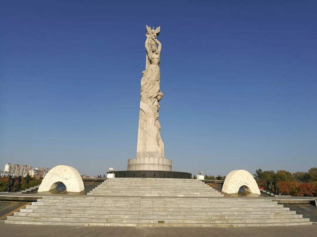 gdp753_中国gdp增长图(2)